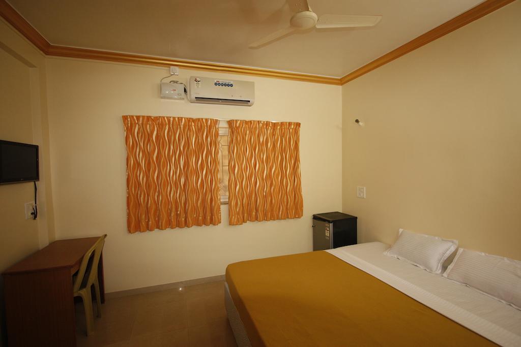 Hotel El-Paso Arambol Bagian luar foto