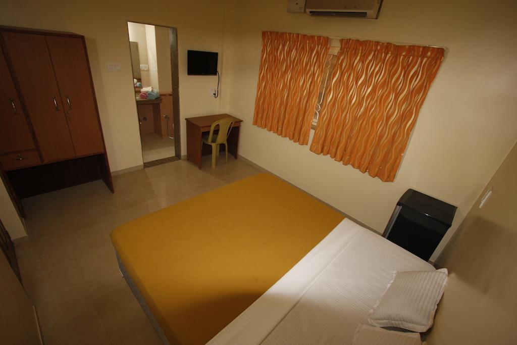 Hotel El-Paso Arambol Bagian luar foto