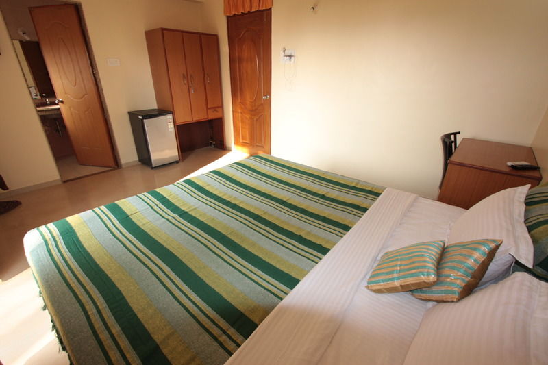 Hotel El-Paso Arambol Bagian luar foto