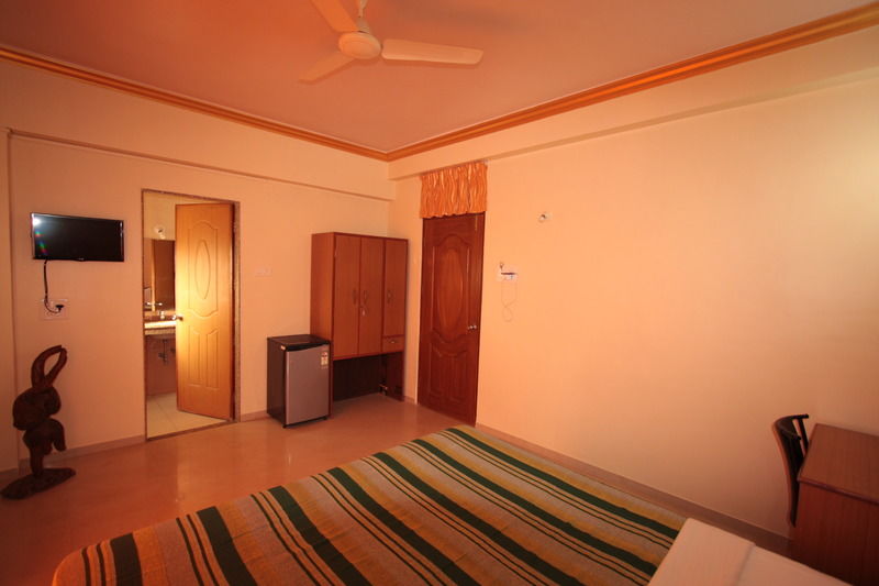 Hotel El-Paso Arambol Bagian luar foto