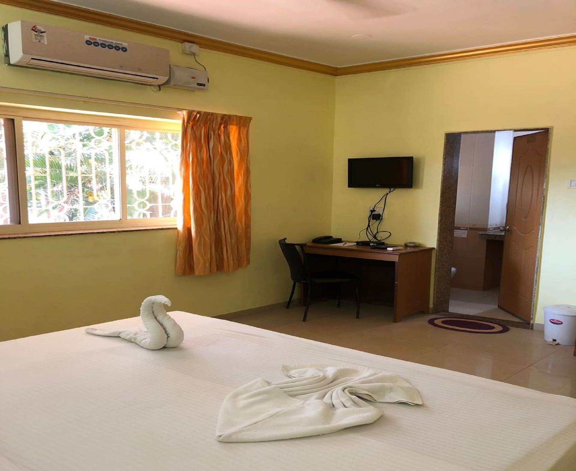 Hotel El-Paso Arambol Bagian luar foto